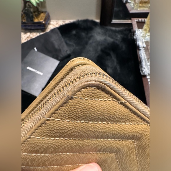 ❌❌SOLD ON FB❌❌🎀YSL Compact Wallet🎀 - Picture 12 of 13